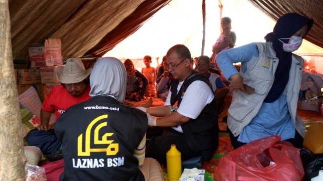 Bank Mandiri Syariah Salurkan Bantuan dan Tetap Buka Cabang