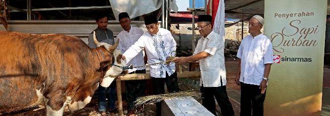 Aksi Nyata Mengisi Idul Adha Sinar Mas Group