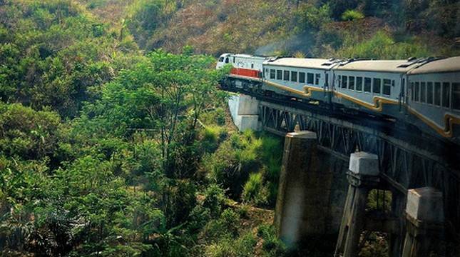 Cisomang Dongkrak Penumpang KA Jakarta-Bandung Hingga 80,5 Persen