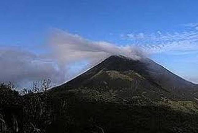 Aktivitas Vulkanik Gunung Soputan Sulut Mulai Menurun