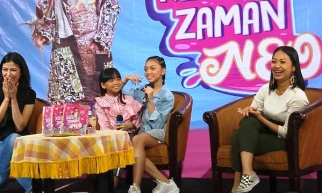 Neona,  Susul Kakaknya Naura,  Terbitkan Buku Kids Jaman Neo