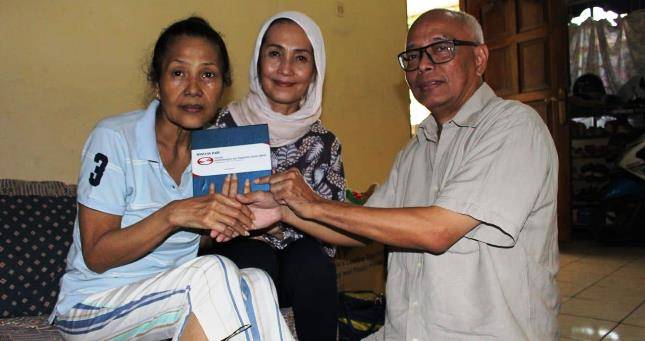 PARFI56 Santuni Artis Senior Yenni Farida dan Etty Sumiati