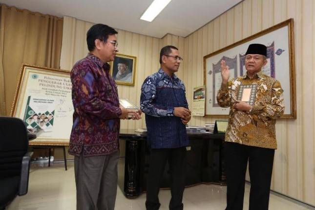 CSR, Sinar Mas Wakafkan 800 Ribu Mushaf Al Quran