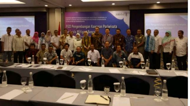 Pacu Pemulihan Sektor Pariwisata Pasca Tsunami, Kemenpar Sosialisasikan Mitigasi Bencana kepada Pelaku Industri Pariwisata Banten