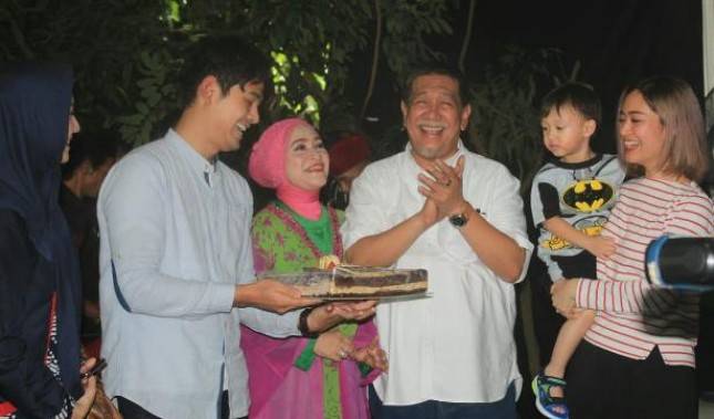 Ulang Tahun Deddy Mizwar Dirayakan Bareng Tasyakuran Sinetron PPT Jilid 12