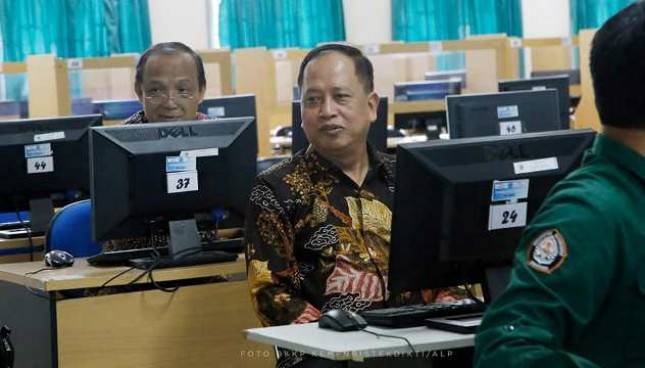 Antisipasi Koneksi Internet Padat, Soal UTBK Harus Diunduh Panitia Sebelum Hari H