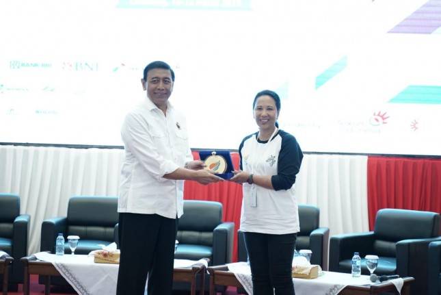 Buka BUMN Great Leaders Camp, Menteri Rini Soemarno Ungkap Kerja Nyata BUMN dalam 4 Tahun Terakhir