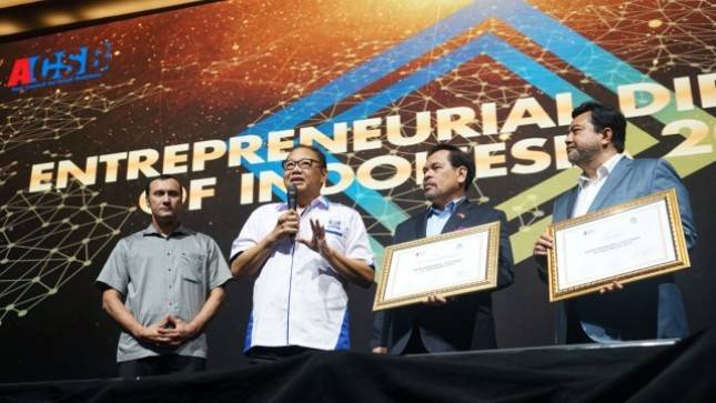 ICSB Berikan Penghargaan  Entrepreneurial Diplomat of Indonesia Award 2019