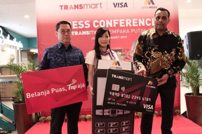 Transmart Mega Card Dilengkapi Teknologi Contactless dan Aman Digunakan