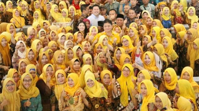 Menperin Sebut Mitra Produksi Sigaret Sebagai Pahlawan Industri Nasional 