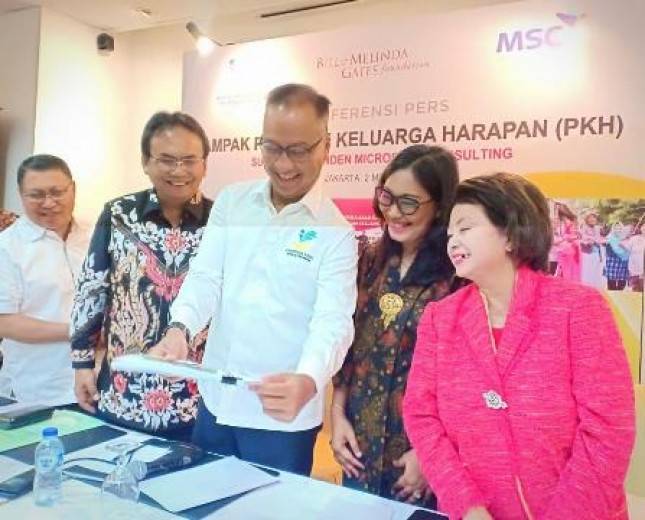  Mensos Agus Gumiwang Pastikan Penyaluran Bansos Berjalan Baik