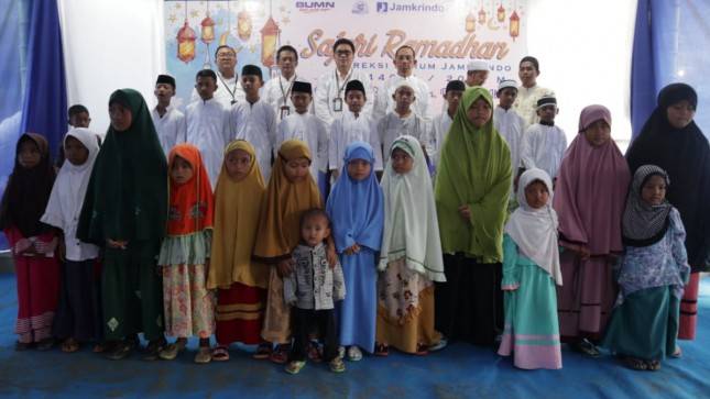 Safari Ramadan Perum Jamkrindo Berlanjut di Kendari