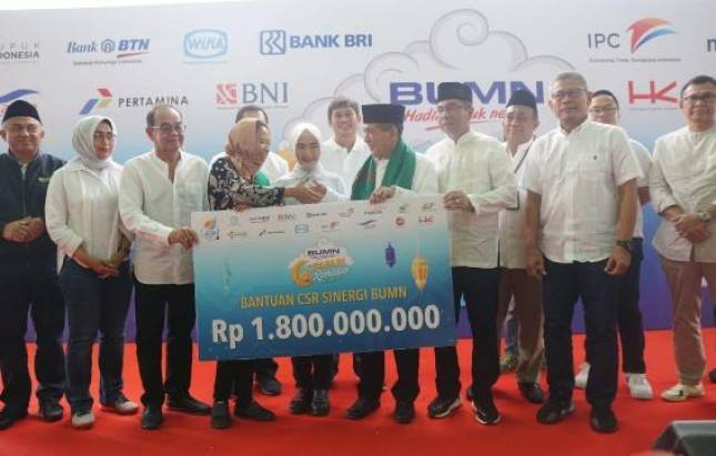 BUMN Pecahkan Rekor Muri Atas Pemberian 34.000 Al-Quran Serentak di 34 Provinsi