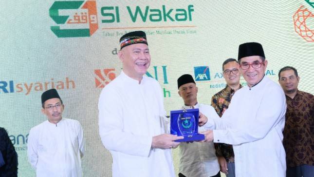 BNI Syariah Fasilitasi Transaksi Wakaf Tunai Syarikat Islam