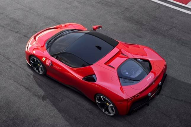 Tur Eksklusif Ferrari Menjelajahi Capri Pantai Amalfi