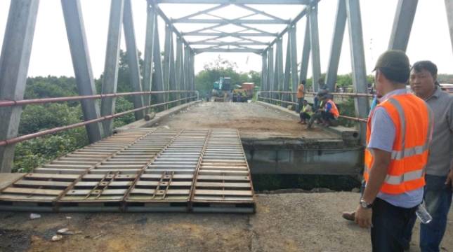 Ini Perkembangan Penanganan Kerusakan Lantai Jembatan Way Mesuji A