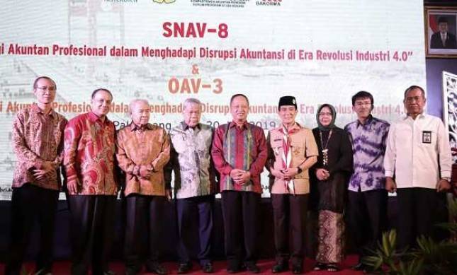 Menristekdikti Dorong Perubahan Kurikulum Pendidikan Akuntansi Sesuai Tuntutan Revolusi Industri 4.0