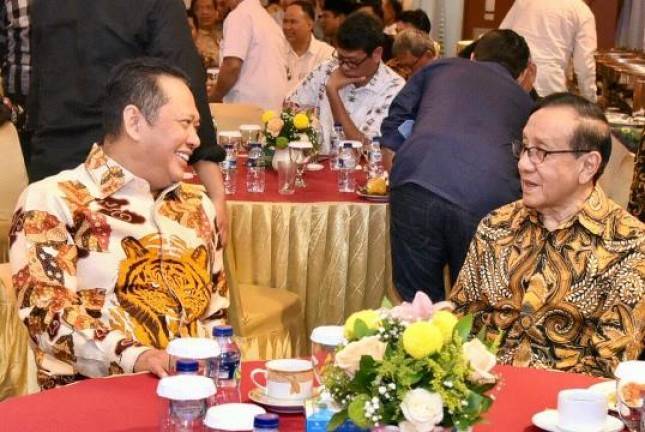 Ketua DPR Minta Seluruh Elemen Bangsa Hormati dan Patuhi Putusan MK