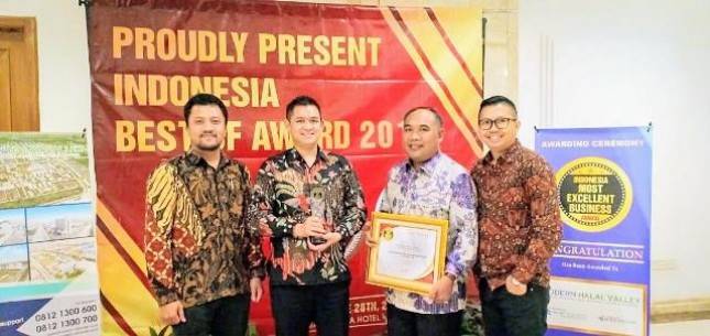 ModernCikande Raih Penghargaan Kawasan Industri Halal Terpercaya 2019