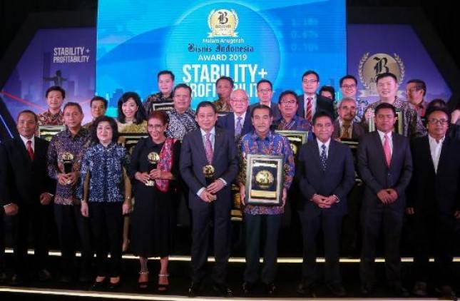 Bank BRI Raih Dua Penghargaan Sebagai Bank Persero Terbaik dan CEO of The Year 2019