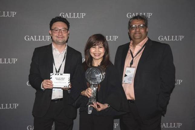 Untuk Ketiga Kalinya, BCA Berhasil Raih Gallup Great Workplace Award 