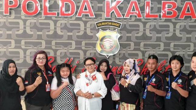 Menlu Retno Bahas Upaya Pencegahan Kasus Pengantin Pesanan