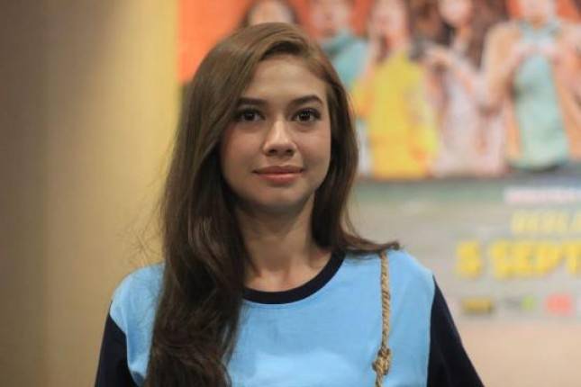 Artis Yuki Kato Terkesan  Cewek Lemah       