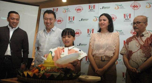Neona,  Ikuti jejak Naura Miliki Album Perdana &lsquo;With Love, Neona&rsquo;
