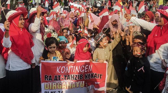 Atasi Trauma Ibu dan Anak Paska Bencana dengan Terapi