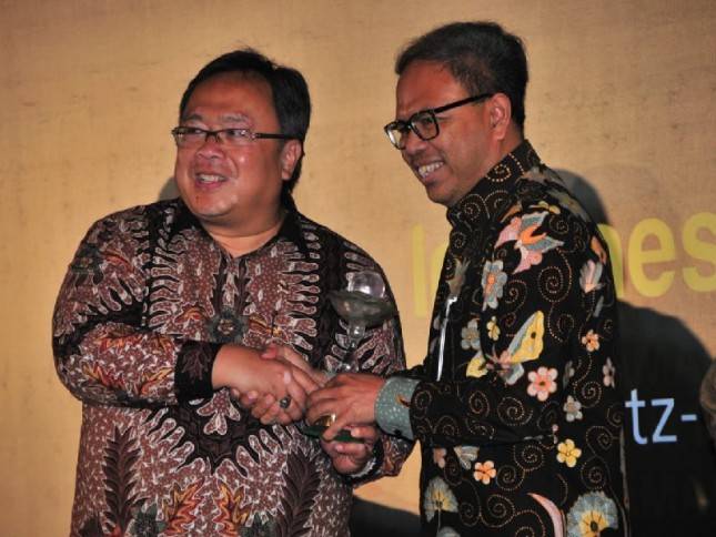 Mandiri Syariah Raih IAEI Award