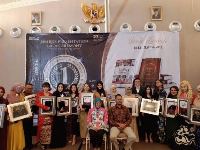 Kredit Pintar Meraih Penghargaan Reliable Financial Technology