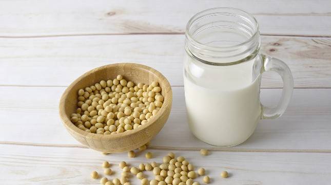 Anak Alergi Susu Sapi? Soya Bisa Jadi Alternatif