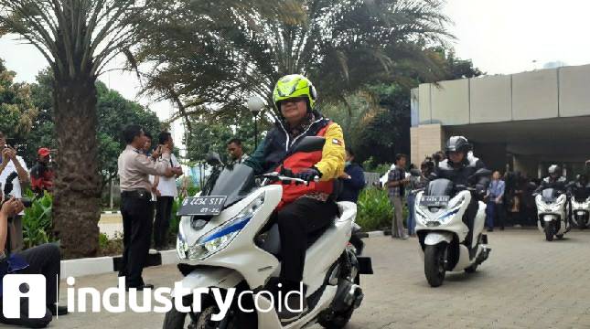 Populasi Sepeda Motor Listrik Ditargetkan Capai 2 Juta Unit pada Tahun 2025