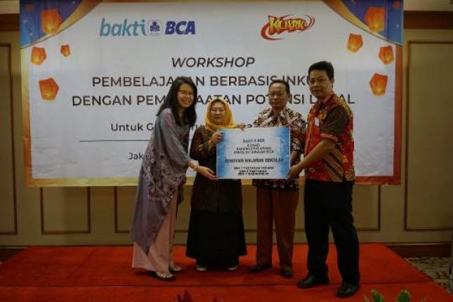 BCA Beri Pelatihan Guru Sekolah Binaan 