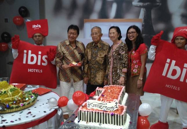 Ibis Jakarta Harmoni Gelar Perayaan Ulang Tahun Pertamanya