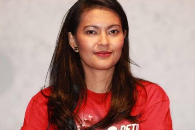 Cara Lola Amaria Memovitasi  Juara dunia Panjat Tebing Lewat Film 6,9