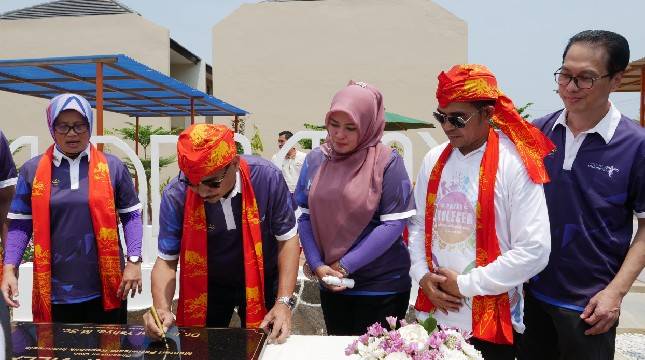 Menpar Resmikan Ladda Bay Village di Bayside District KEK Tanjung Lesung