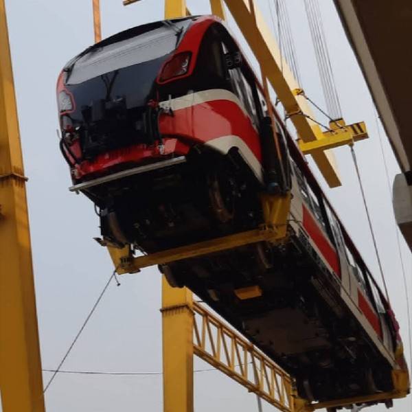 Uji Coba Sistem Persinyalan LRT Jabodebek Berjalan Baik