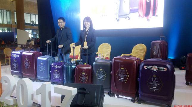  Permudah Traveler, ACE Hardware Luncurkan Smart Luggage dari HEYS