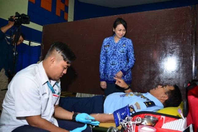 Korpri Unit TNI AL Tuan Rumah Donor Darah Dalam Rangka HUT Ke-48 Korpri TA 2019