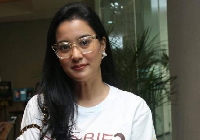 Ketua Parfi Marcella Zalianty Mempelajari Karakter Wanita Jawa
