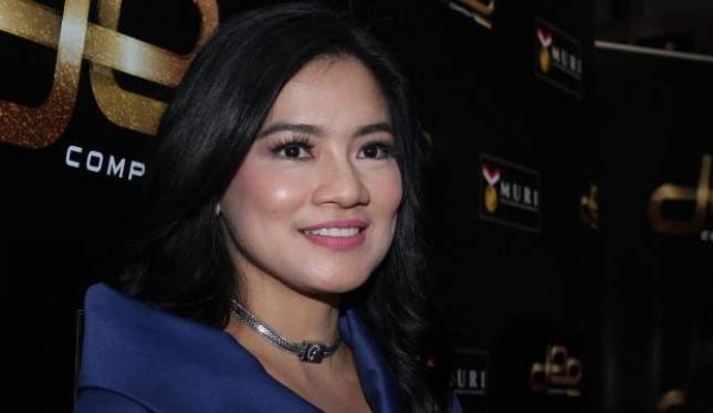 Titi Kamal  Keguguran dan Deg-Degan Main Film Makmum