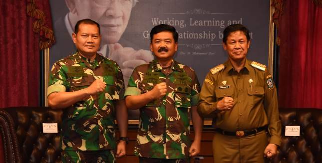 Panglima TNI Terima Hibah Lahan Pembangunan Makogabwilhan I
