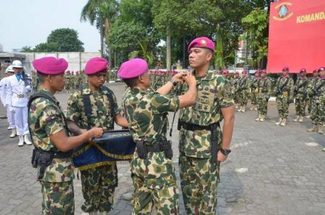 Sertijab Komandan Puslatpsus  dan Komandan Pustalurmar 6 Atralina