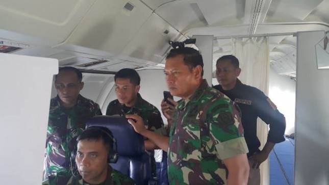 Pangkogabwilhan I Kembali Pantau Situasi Laut Natuna Melalui Udara  