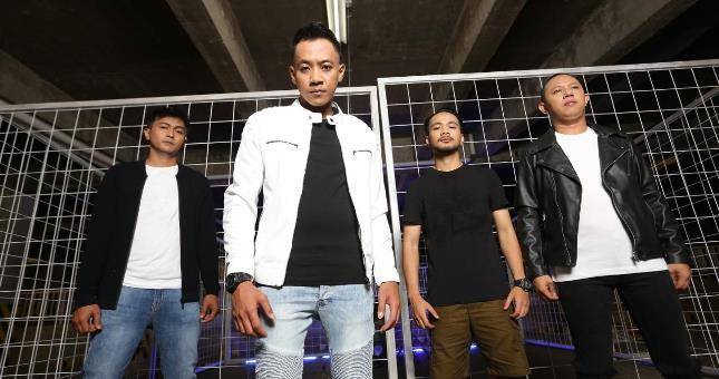 K13N Band Ramaikan Industri Musik Nasional