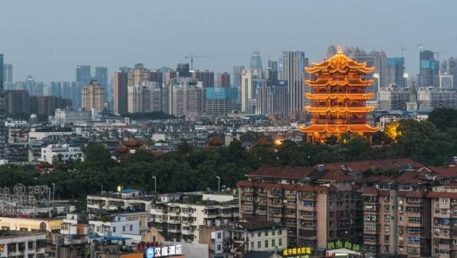 Lockdown Dicabut, Duh  Kematian Corona di Wuhan Melonjak Lagi 1.290 Orang