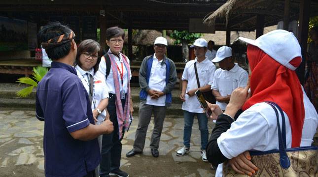 Para Tour Guide Wisata Masih Terkendala Bahasa Asing