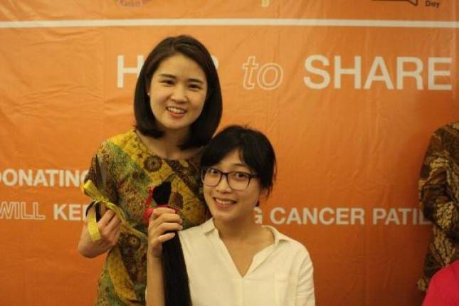 MRCCC Siloam Hospitals Semanggi-YKI Gelar Hair-to Share