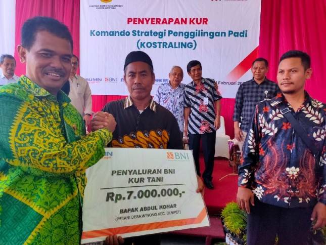 Serap Gabah Petani, Kementan Gerakkan Kostraling di Wilayah Jateng